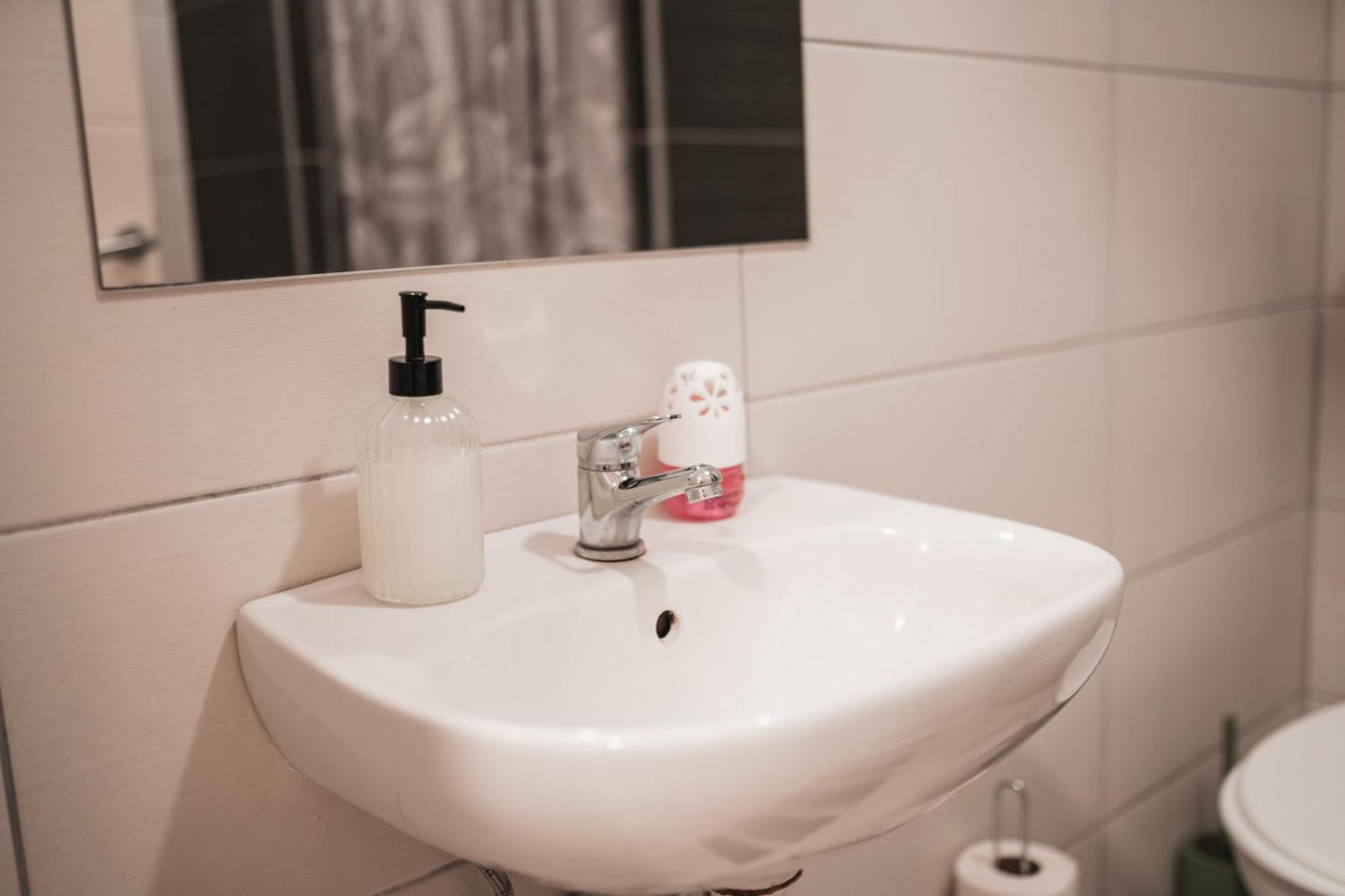 Apartman Centar โดโบย ภายนอก รูปภาพ