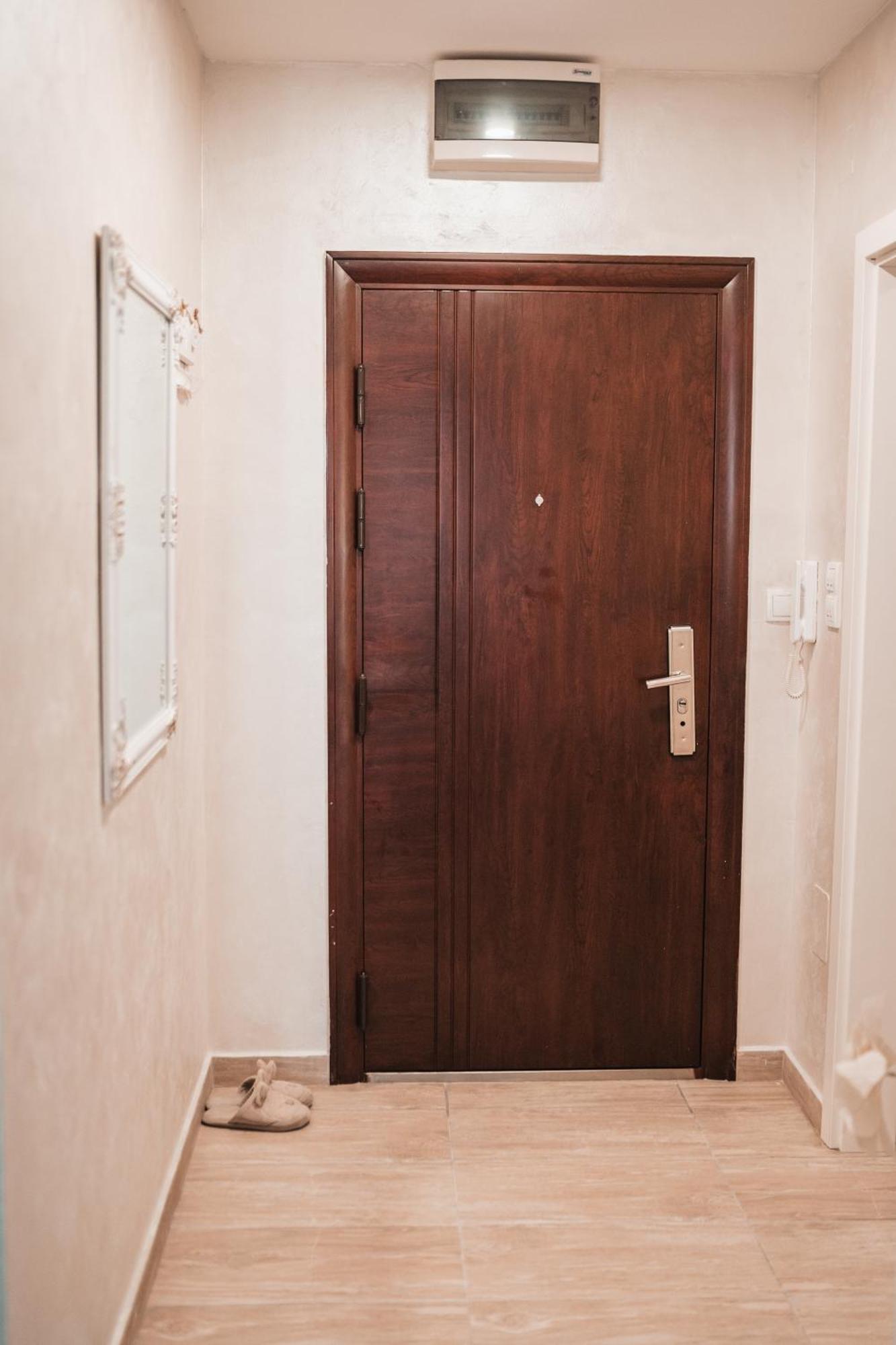 Apartman Centar โดโบย ภายนอก รูปภาพ
