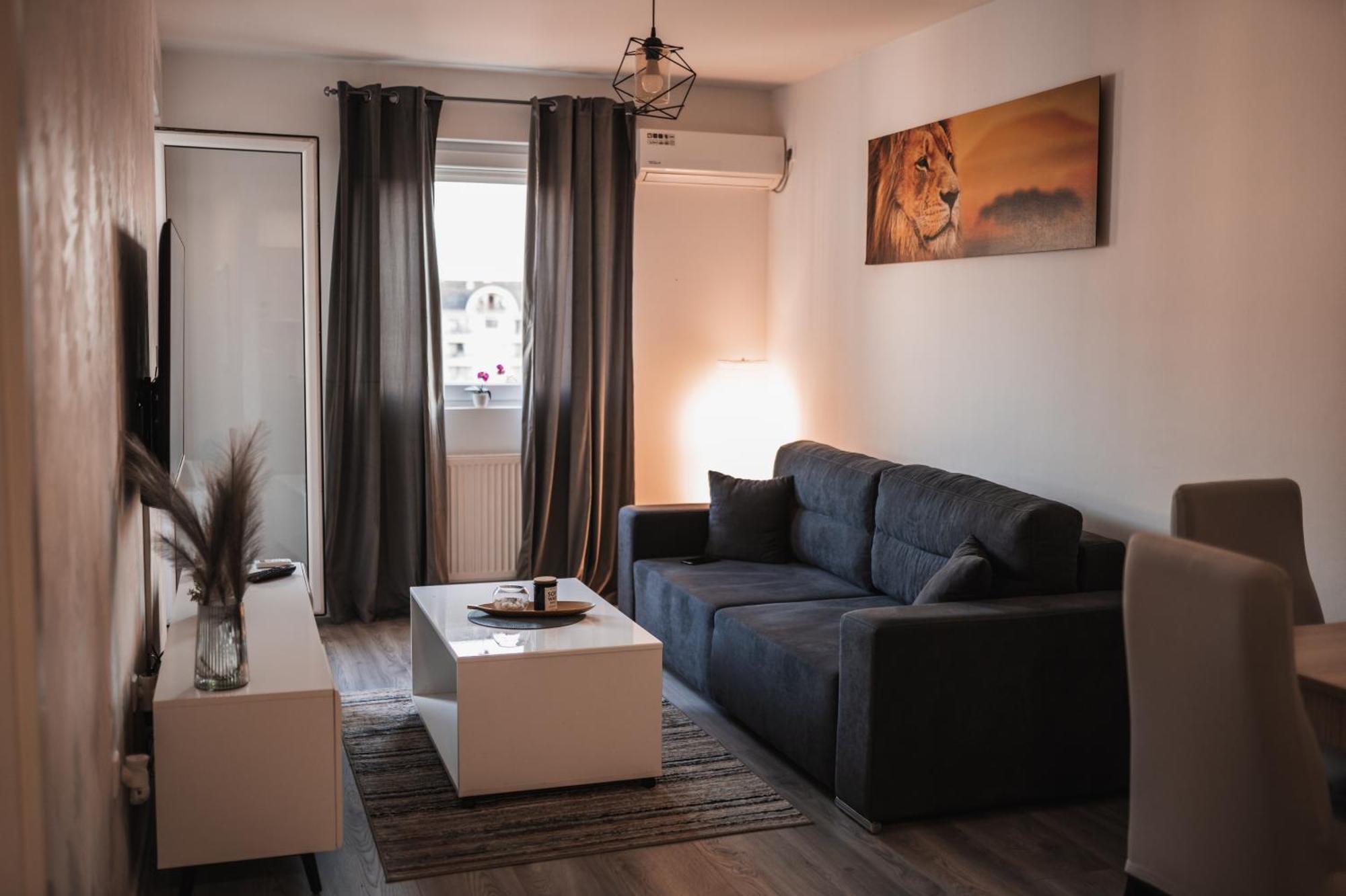 Apartman Centar โดโบย ภายนอก รูปภาพ